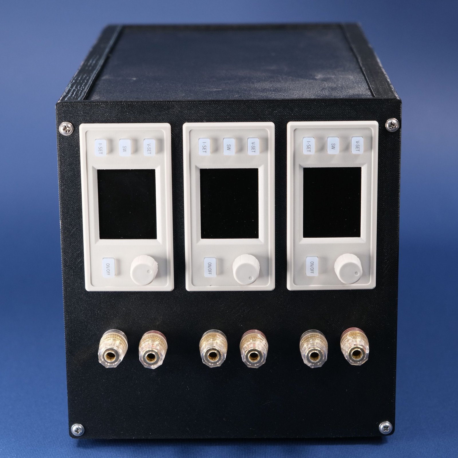 Bench Lab Power Supply - Image 6